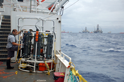 Knowledge of the plume structure gained by the use of the AUV Sentry guided the team in collecting physical samples for further laboratory analyses using a cable-lowered water sampling system that measures conductivity, temperature, and depth (CTD). The CTD was instrumented with a TETHYS mass spectrometer.