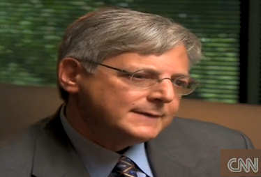 Anderson Cooper speaking with an attorney representing the survivors of the Deepwater Horizon explosion; click for video